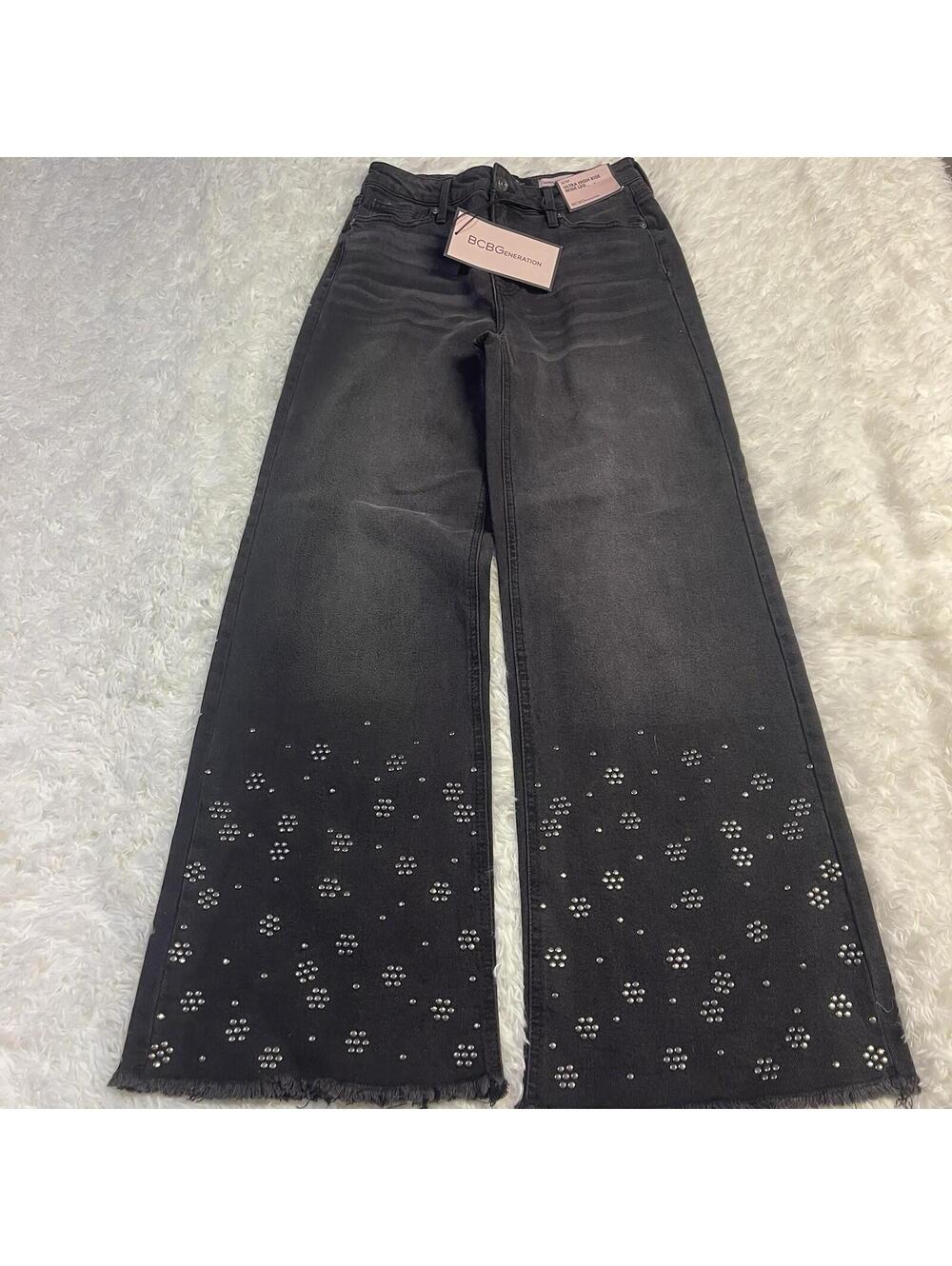 BCBGeneration Woman 5/27 Black Ultra High Rise Wide Leg Jeans w/Studded Hem NWT